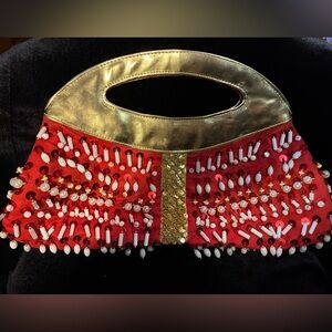 Vintage Red & Gold Beaded Evening Clutch
✨ 16” length ✨